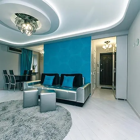 Апартаменты На Кловском Спуске В Центре Kyiv Exterior photo