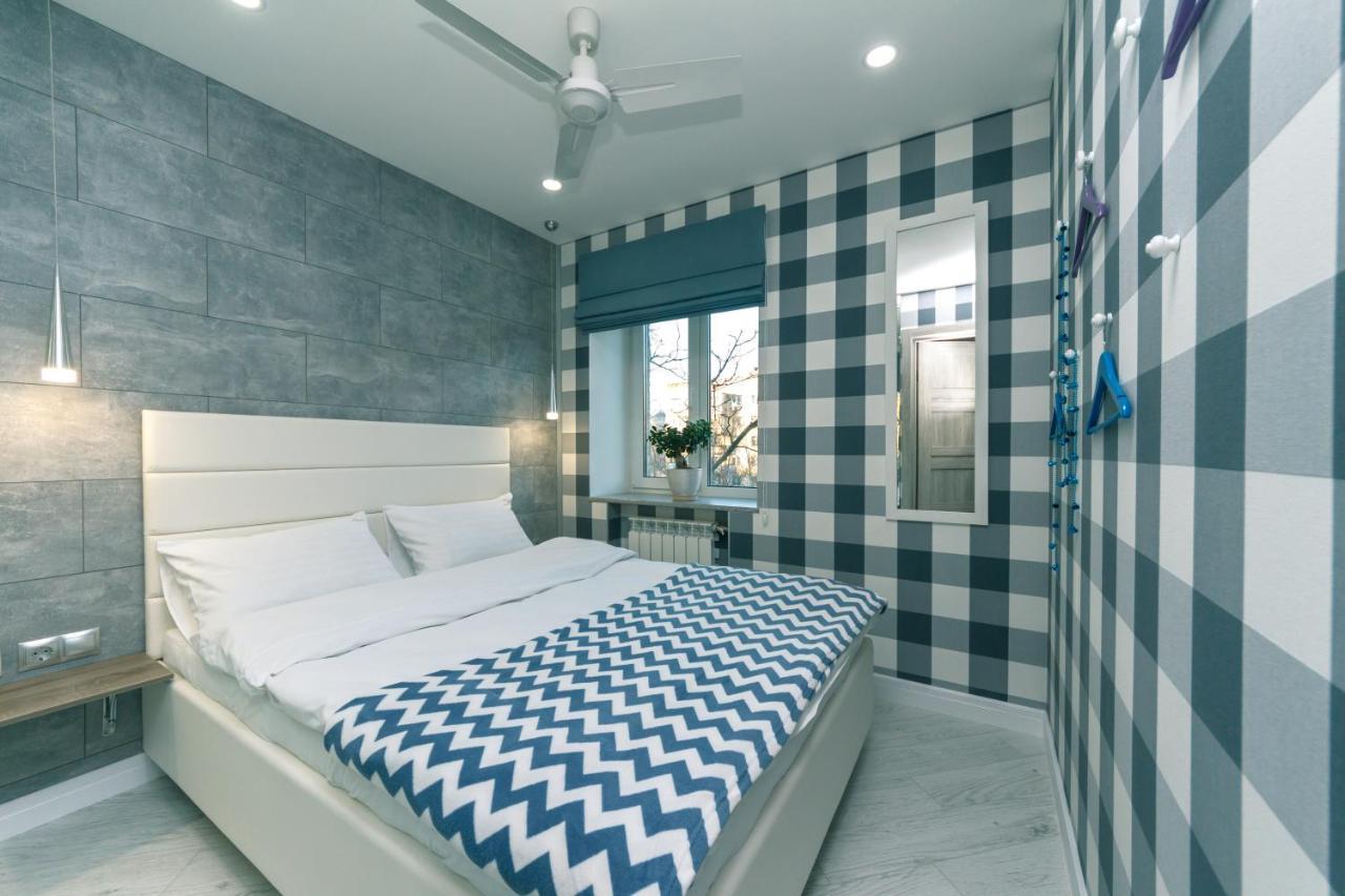 на кловском спуске в центре Apartment *