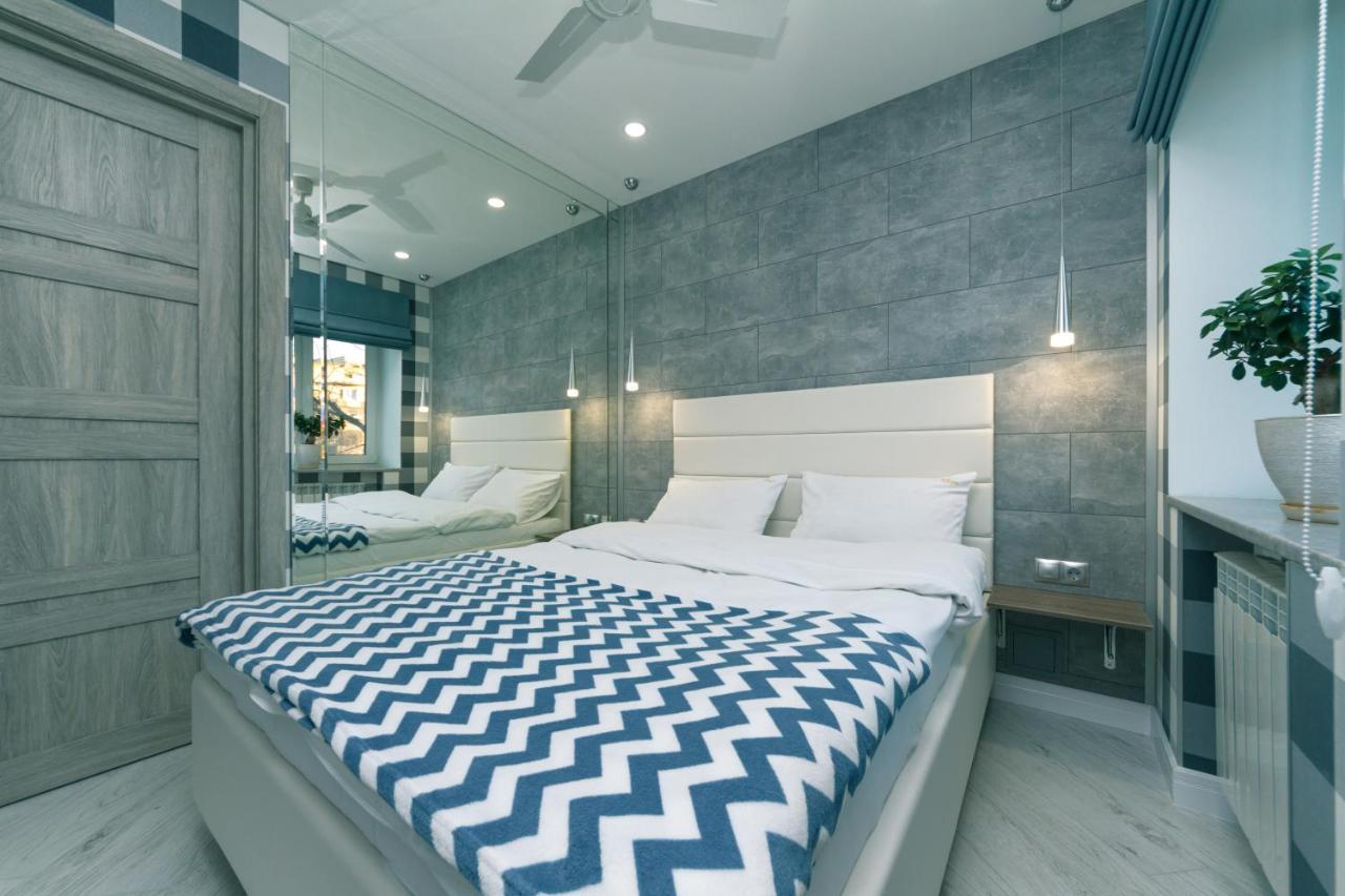 на кловском спуске в центре Apartment Kyiv
