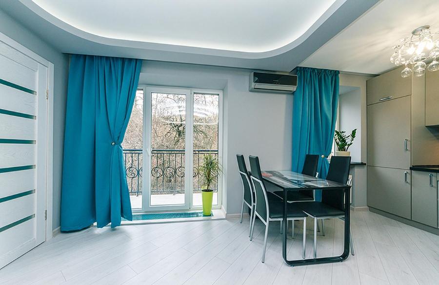 на кловском спуске в центре Apartment